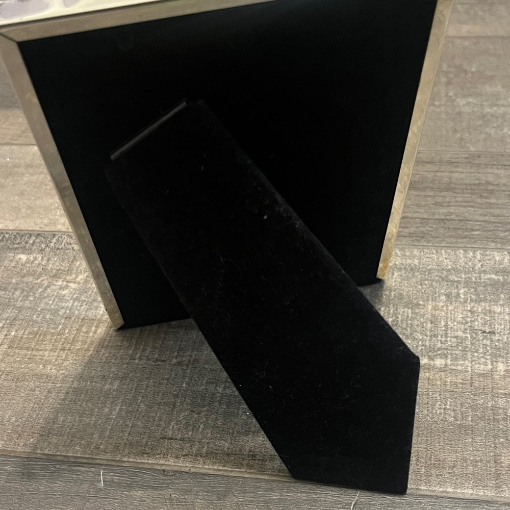 Silver Ribbed Photo Frame - Picture 5 of 8